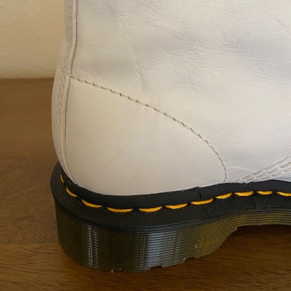 Dr. Martens Like New 1460 Pascal Virginia Leather - Picture 6 of 6